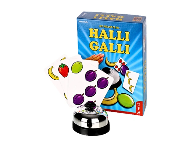 Halli Galli is een kaartspel met fruitsymbolen en een bel, een snel reactiespel waarbij spelers de bel luiden wanneer er bijpassende sets verschijnen.